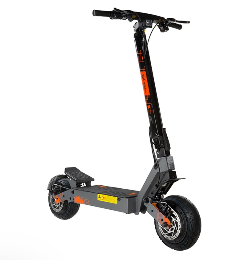Kukirin G4 Ultra el-løbehjul set forfra i vinkel med dual motor og 11 tommer dæk